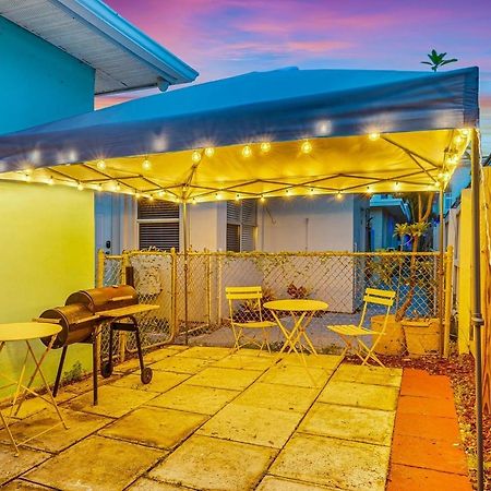 Downtown Hollywood Holiday Retreat Dania Beach Apartment Exterior foto