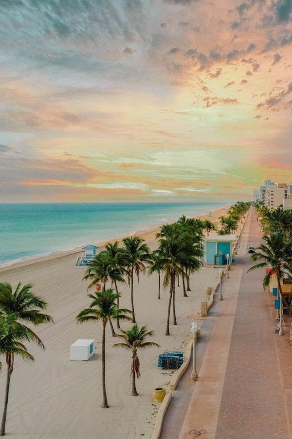 Downtown Hollywood Holiday Retreat Dania Beach Apartment Exterior foto